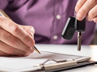 Seguro por daños a terceros o seguro a todo riesgo: ¿qué opción es la mejor para ti?
